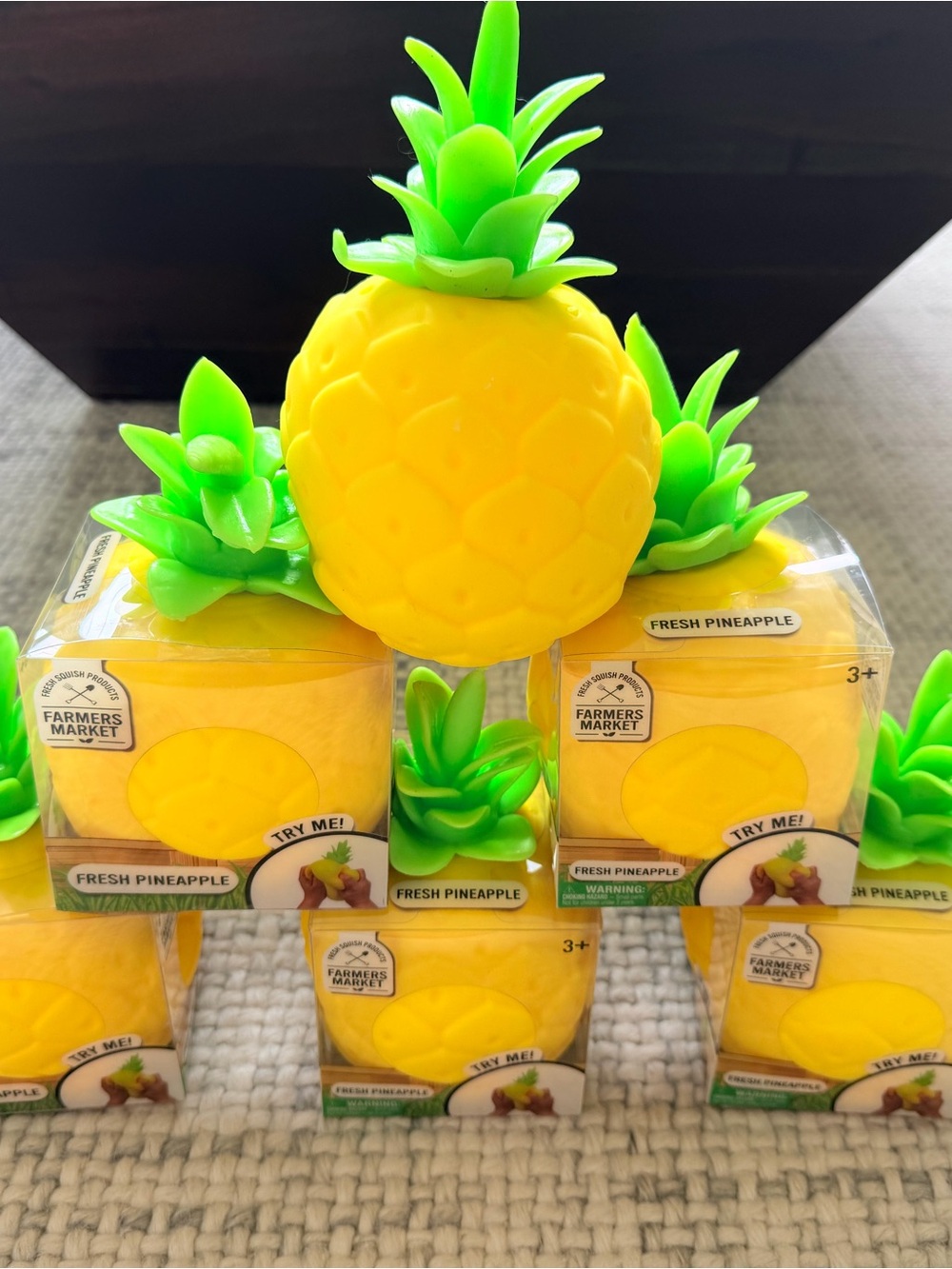 Fresh Pineapple Squish Toy - Yellow & Green (1 item)